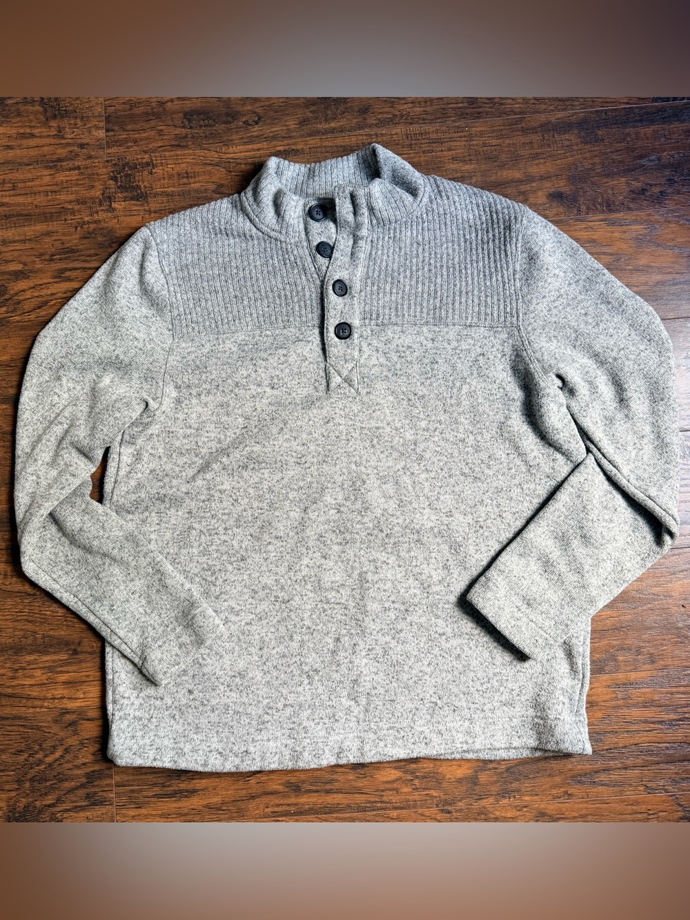Aspen Men's Heather Gray Button-Neck Sweater
